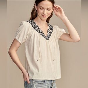 SOLD-Lucky Brand Embroidered White Peasant Blouse - XS